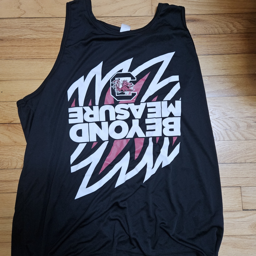 Source Unknown Black Graphic Tank Top